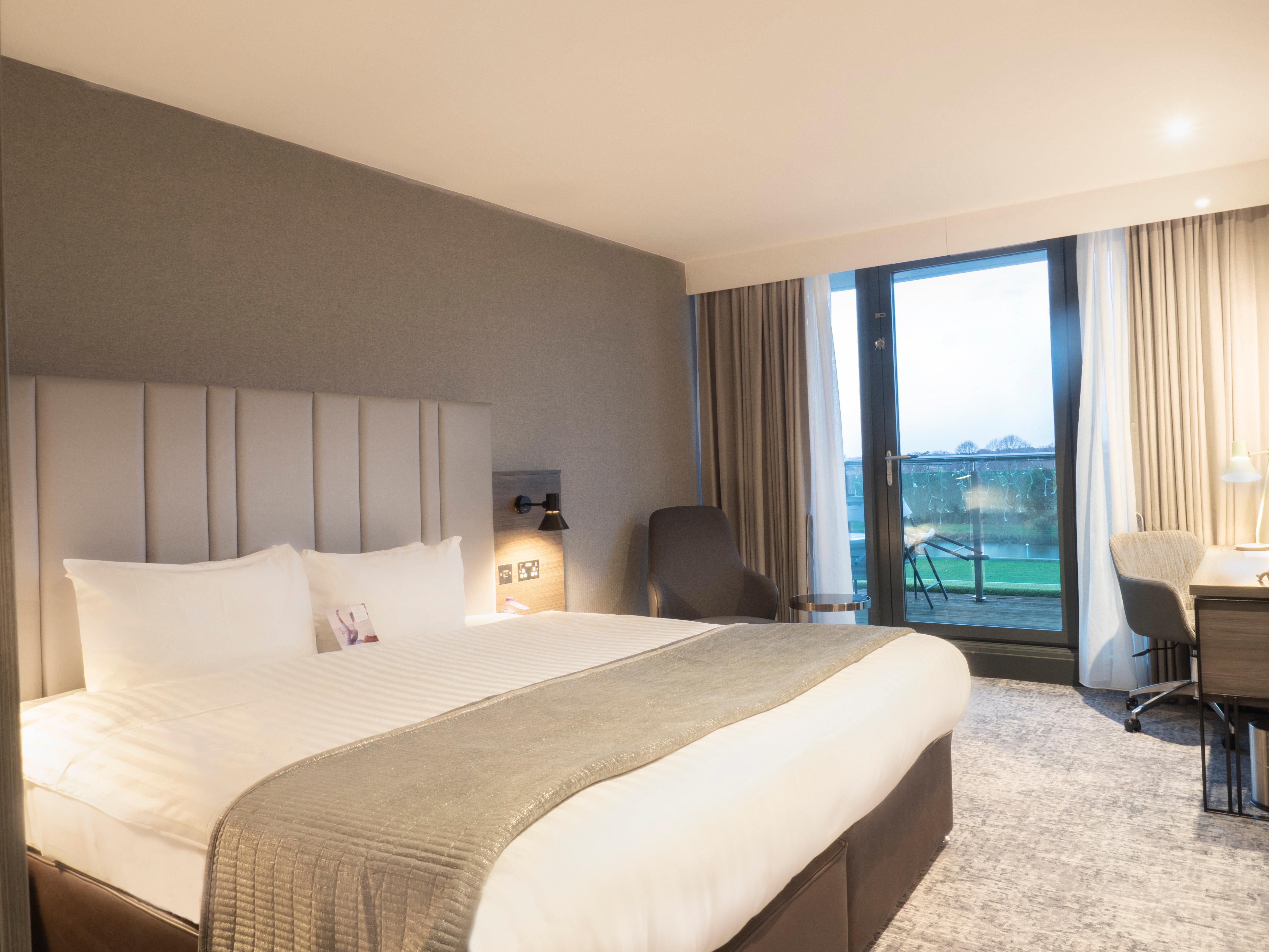 Crowne Plaza London - Kingston By Ihg Hotel Surbiton Buitenkant foto